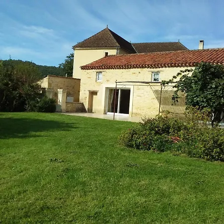 Casa de Férias Le Clos Des Figuiers - 3 De Caractere