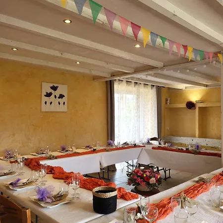 Casa de Férias Le Clos Des Figuiers - 3 De Caractere Duravel