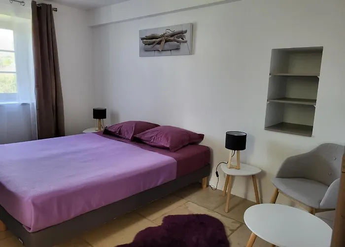 Le Clos Des Figuiers - 3 De Caractere * Duravel