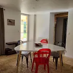 Casa de Férias Le Clos Des Figuiers - 3 De Caractere